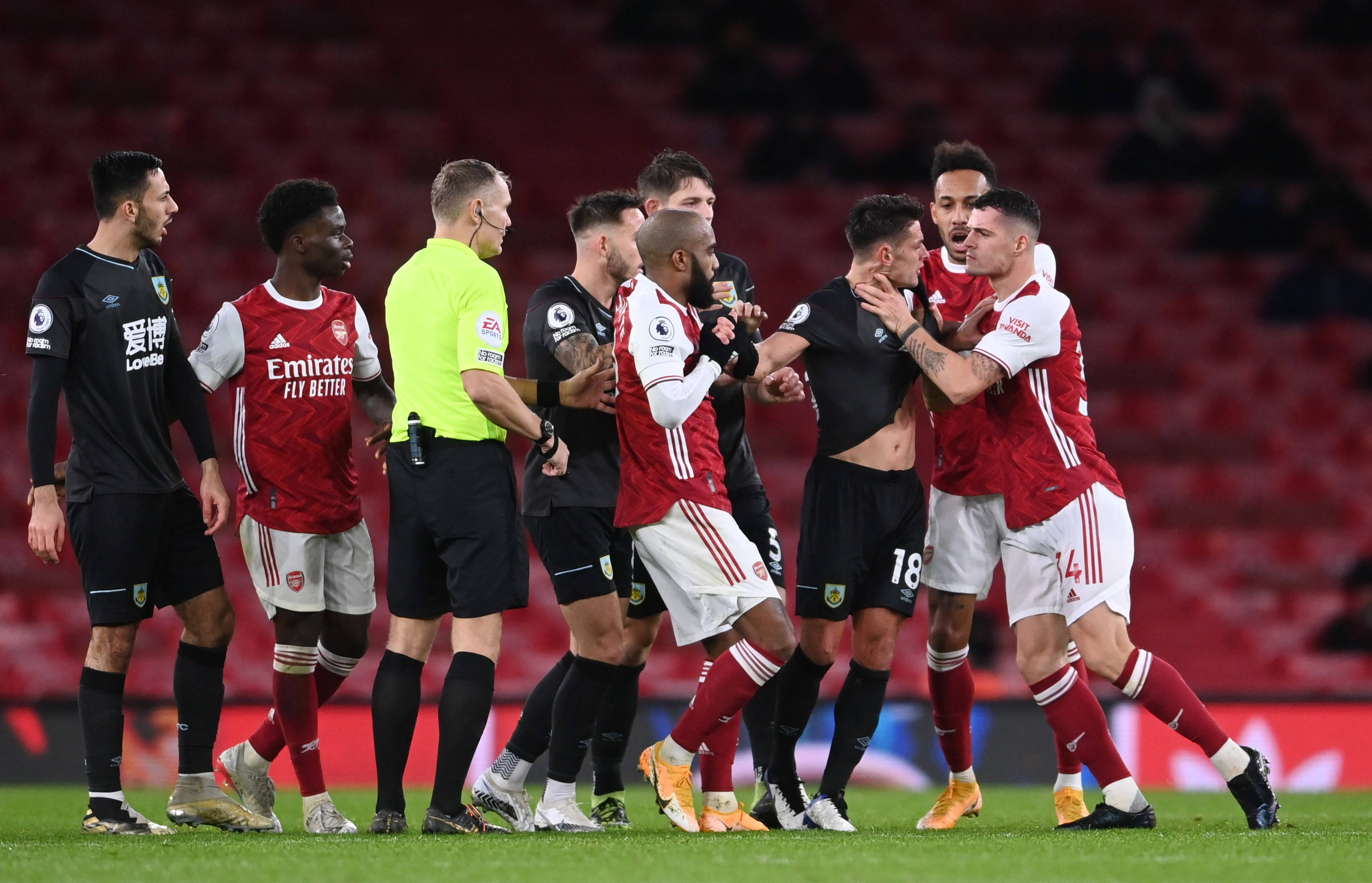 他称这一举 他称这一举